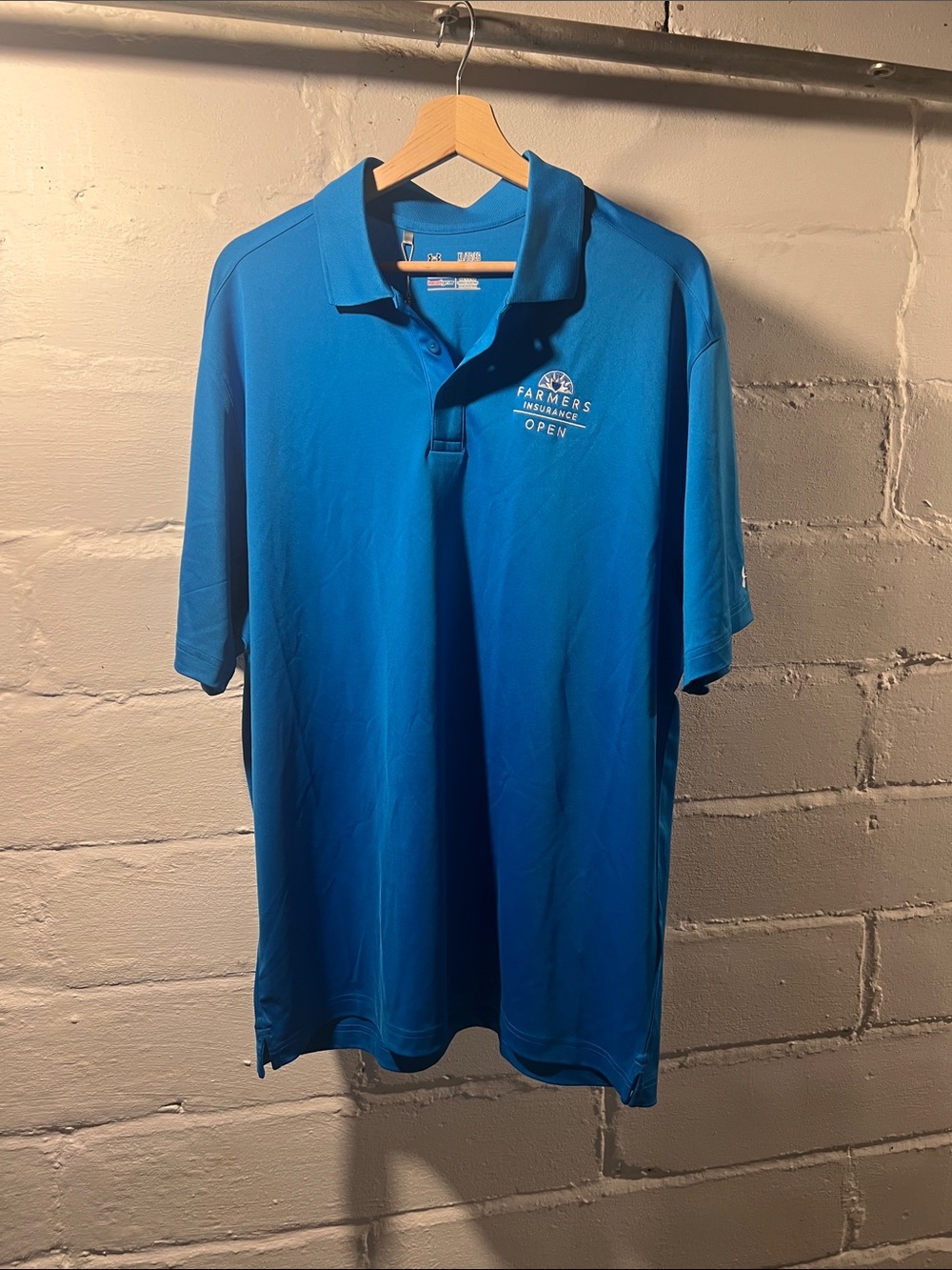 Torrey Pines Farmers Insurance Open NWT Under Armour polo XL
